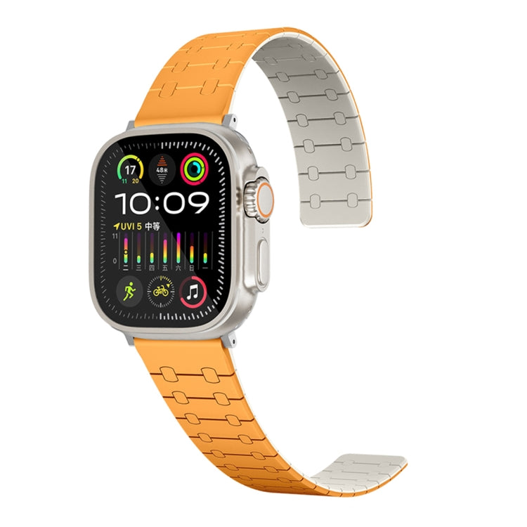 For Apple Watch Series 9 41mm Two Color Loop Magnetic Silicone Watch Band(Orange+Starlight) - Watch Bands by PMC Jewellery | Online Shopping South Africa | PMC Jewellery