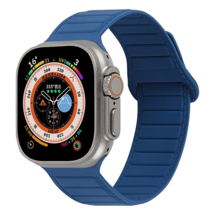 For Apple Watch 8 41mm Loop Magnetic Silicone Watch Band(Midnight Blue) - Watch Bands by PMC Jewellery | Online Shopping South Africa | PMC Jewellery