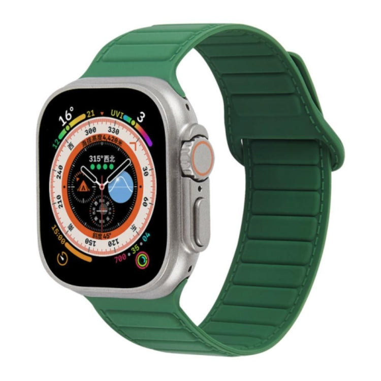 For Apple Watch 4 44mm Loop Magnetic Silicone Watch Band(Green) - Watch Bands by PMC Jewellery | Online Shopping South Africa | PMC Jewellery