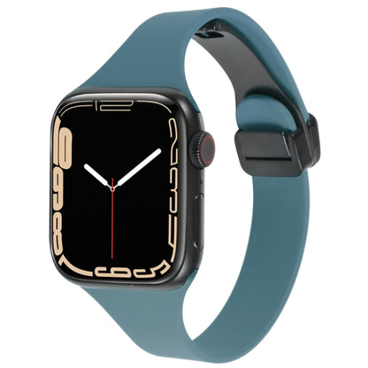 For Apple Watch SE 44mm Magnetic Buckle Slim Silicone Watch Band(Light Green) - Watch Bands by PMC Jewellery | Online Shopping South Africa | PMC Jewellery