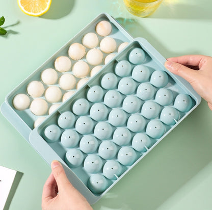 33 Grid Round Ice Hockey Mold With Lid Ice Box Small Marble Ice Tray, Random Color Delivery - Food Molds by PMC Jewellery | Online Shopping South Africa | PMC Jewellery